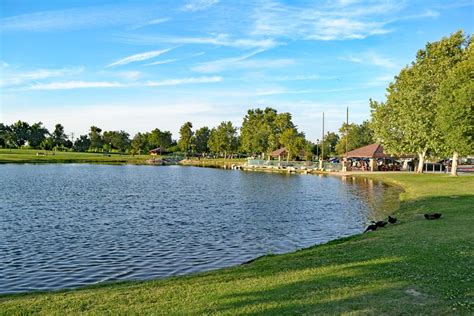 bakersfield parks and recreation